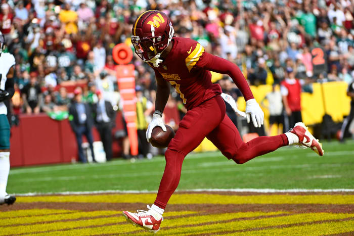 Washington Commanders receiver Jahan Dotson had a touchdown catch in Week 8 against the Philadelphia Eagles.